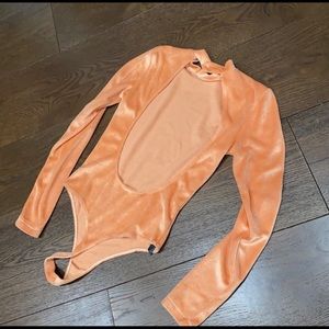 Velvet top 🌹 Seen on Madison Beer